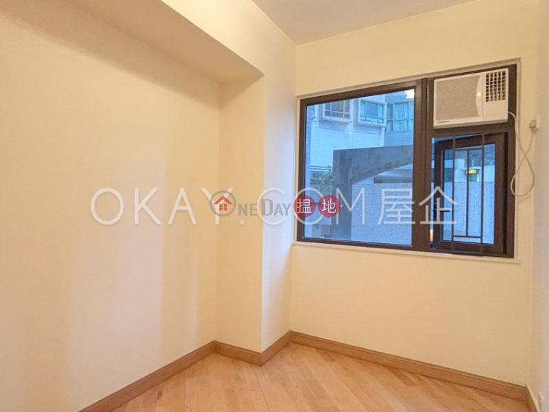 HK$ 10.98M | Garfield Mansion Western District, Lovely 3 bedroom with balcony | For Sale