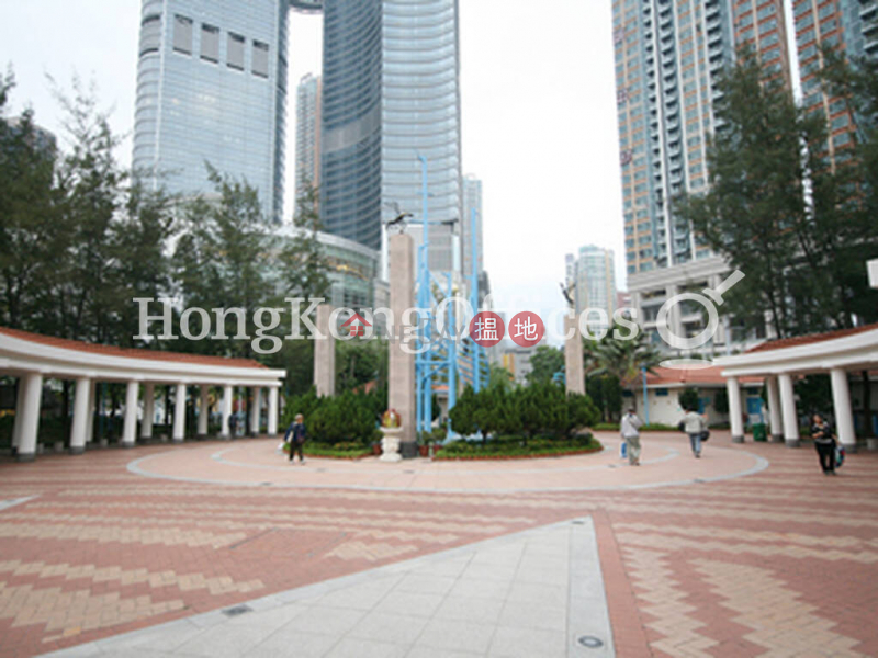 HK$ 132,650/ month Nina Tower Tsuen Wan Office Unit for Rent at Nina Tower
