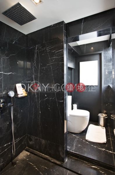 Luxurious penthouse with rooftop | For Sale | Hau Wo Court 厚威閣 Sales Listings