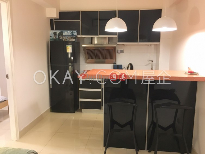 Cozy 1 bedroom on high floor with rooftop | Rental | 3 Upper Station Street 差館上街3號 Rental Listings