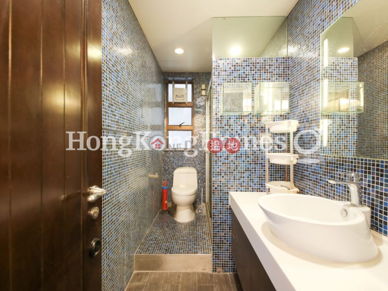 Property Search Hong Kong | OneDay | Residential | Rental Listings | 3 Bedroom Family Unit for Rent at Villa Rocha