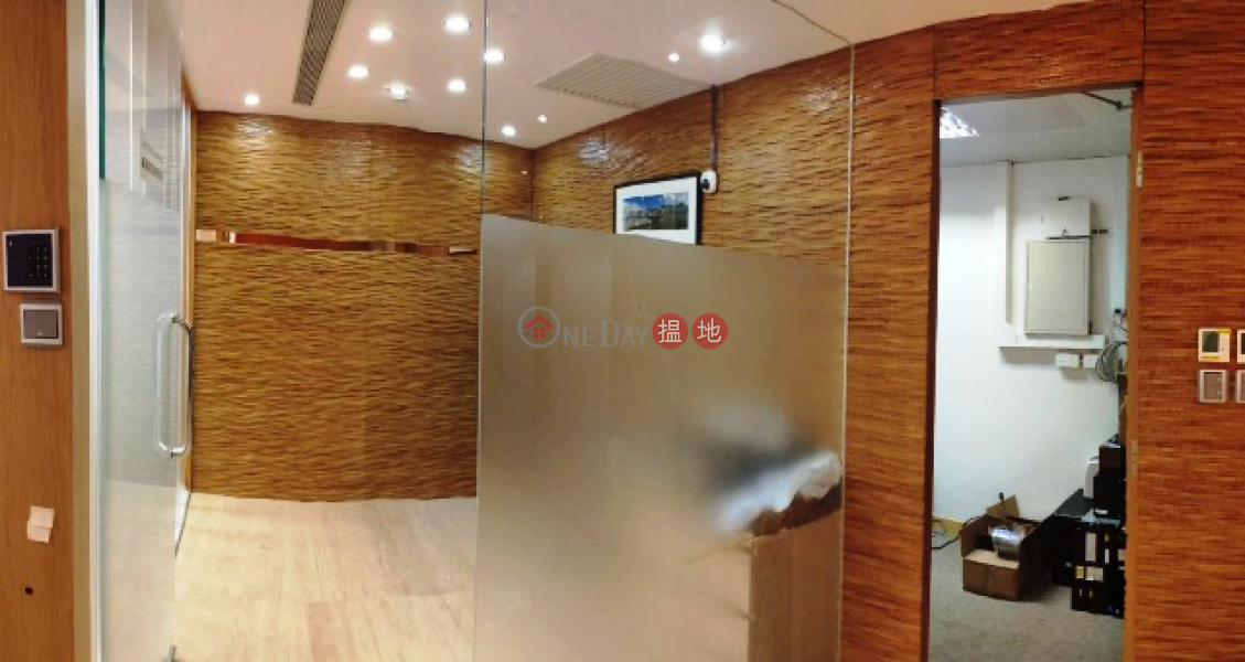 Property Search Hong Kong | OneDay | Office / Commercial Property Rental Listings Seaview Mid Floor office at corner in Shun Tak Centre (West Tower) with 2 sides open, new deco for letting