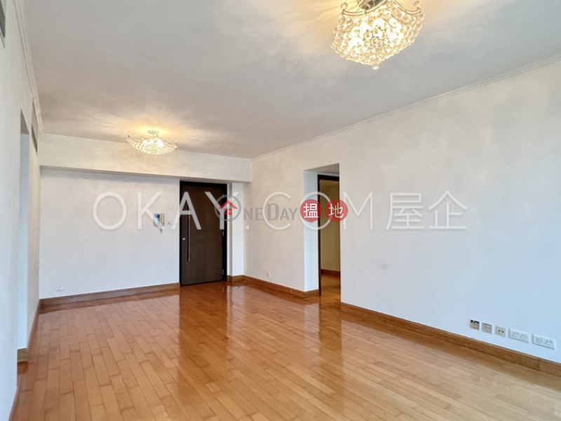 Property Search Hong Kong | OneDay | Residential Rental Listings | Lovely 3 bedroom in Kowloon Station | Rental
