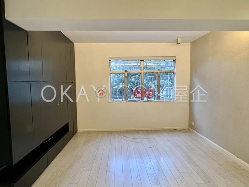Lovely 2 bedroom with parking | For Sale, Tai Hang Terrace 大坑台 Sales Listings | Wan Chai District (OKAY-S165631)