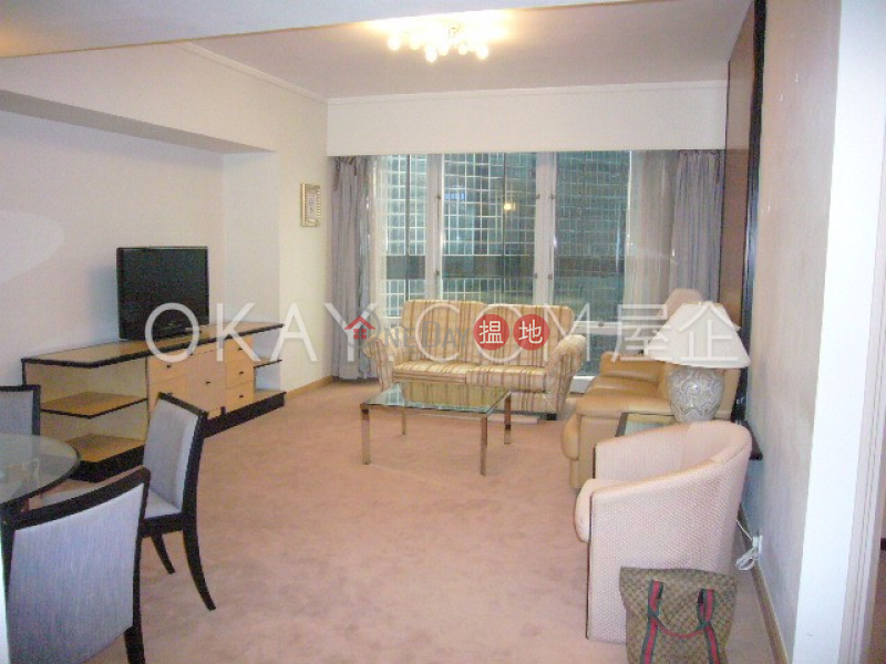 Charming 1 bedroom with sea views | Rental | Convention Plaza Apartments 會展中心會景閣 Rental Listings