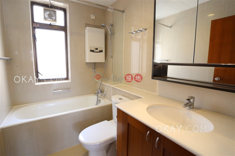 HK$ 100,000/ month Bamboo Grove, Eastern District, Rare 3 bedroom on high floor with parking | Rental