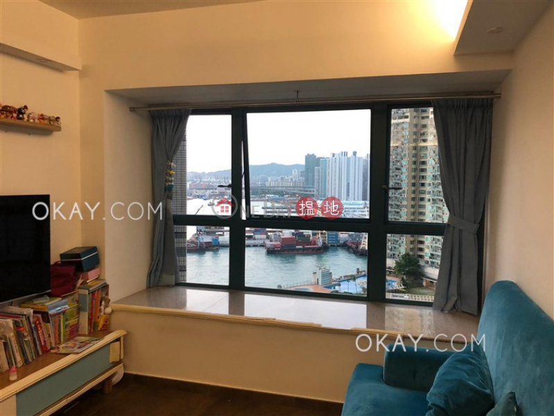 Nicely kept 2 bedroom in Olympic Station | For Sale | Tower 5 The Long Beach 浪澄灣5座 Sales Listings