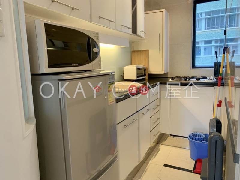 Tasteful 2 bedroom with balcony | Rental, Bel Mount Garden 百麗花園 Rental Listings | Central District (OKAY-R46114)