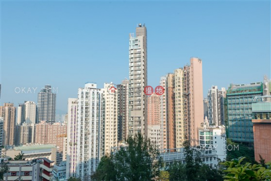 HK$ 10M, Eivissa Crest | Western District Charming 1 bedroom with balcony | For Sale