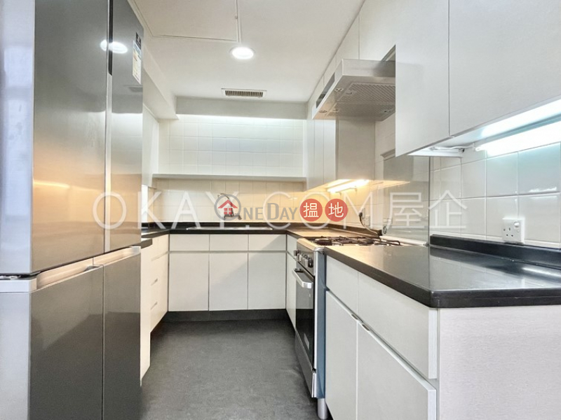 Stylish 3 bedroom with balcony & parking | Rental | May Tower 1 May Tower 1 Rental Listings