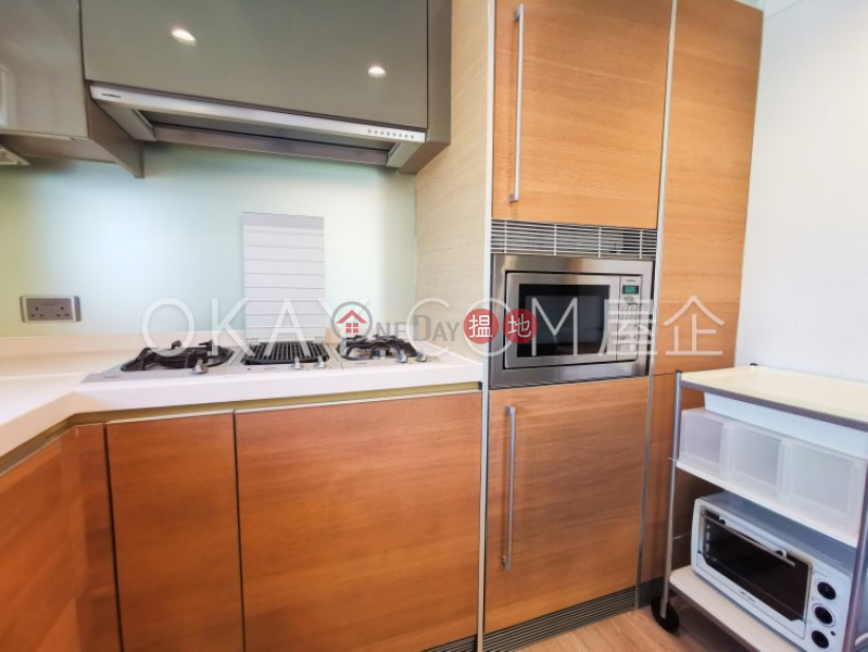 HK$ 25,500/ month, Centrestage | Central District Generous 1 bedroom on high floor with balcony | Rental