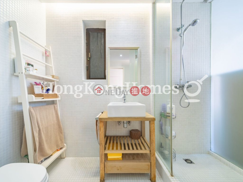 HK$ 2,200萬-山村臺35-41號灣仔區-山村臺35-41號三房兩廳單位出售