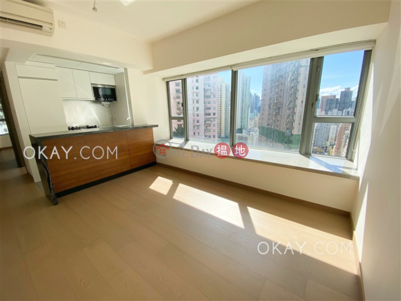 Rare 2 bedroom on high floor with balcony | For Sale | Centre Point 尚賢居 Sales Listings