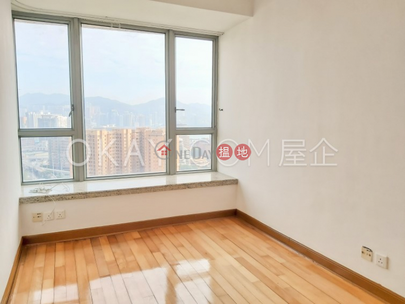 HK$ 32M Parc Palais Tower 3 Yau Tsim Mong Exquisite 3 bedroom on high floor with balcony | For Sale