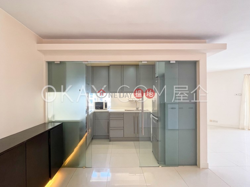 HK$ 39,500/ month (T-39) Marigold Mansion Harbour View Gardens (East) Taikoo Shing | Eastern District, Gorgeous 3 bed on high floor with sea views & balcony | Rental