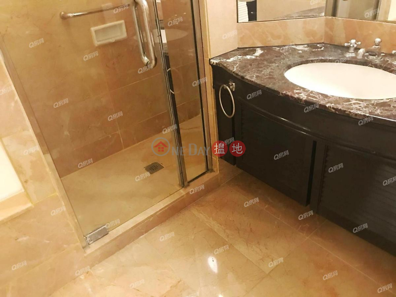 HK$ 63,000/ month Convention Plaza Apartments | Wan Chai District, Convention Plaza Apartments | 2 bedroom Mid Floor Flat for Rent