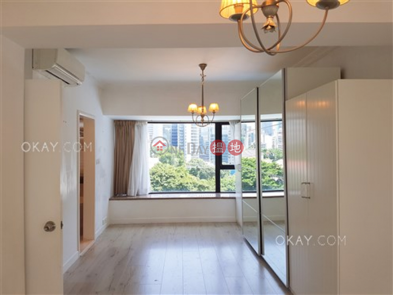 Unique 2 bedroom in Mid-levels Central | Rental | The Royal Court 帝景閣 Rental Listings