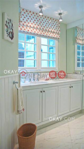 HK$ 21.6M, Stanford Villa Block 2 Southern District, Luxurious 2 bedroom with parking | For Sale