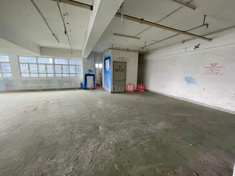 Kwai Chung Yip Shing Industrial Center: Warehouse Decoration And With Inside Toilet | 19-21 Yip Shing Street | Kwai Tsing District | Hong Kong, Rental, HK$ 19,000/ month
