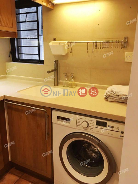 HK$ 53,000/ month, Scenecliff, Western District | Scenecliff | 2 bedroom High Floor Flat for Rent