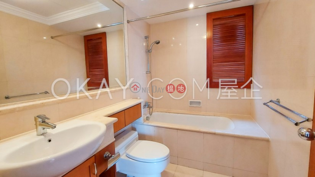 HK$ 95,000/ month Block 3 ( Harston) The Repulse Bay | Southern District, Luxurious 3 bedroom with sea views & parking | Rental