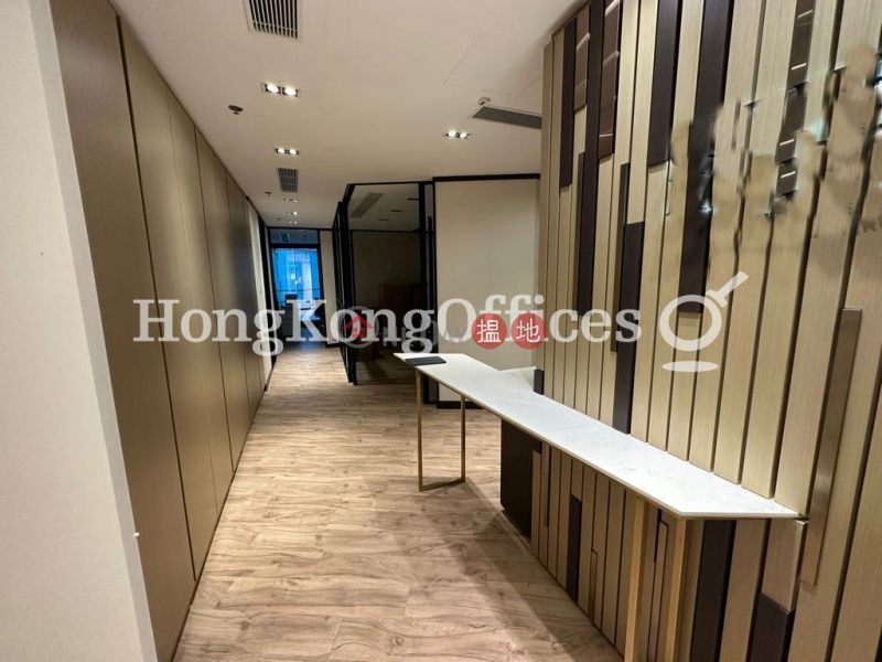 Office Unit for Rent at 9 Queen\'s Road Central | 9 Queen\'s Road Central 皇后大道中9號 Rental Listings