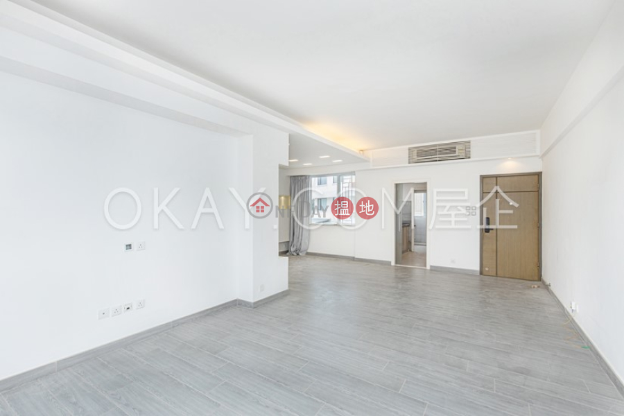 HK$ 31M | Bauhinia Gardens Block C-K | Southern District, Luxurious 3 bedroom with sea views & parking | For Sale