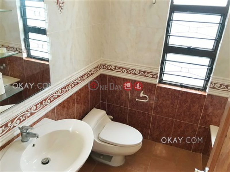 HK$ 70,000/ month | House A Billows Villa Sai Kung Beautiful house with rooftop, terrace & balcony | Rental