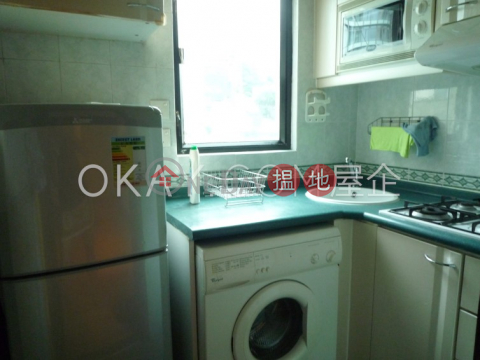 Intimate 2 bedroom in Mid-levels West | For Sale | Bellevue Place 御林豪庭 _0