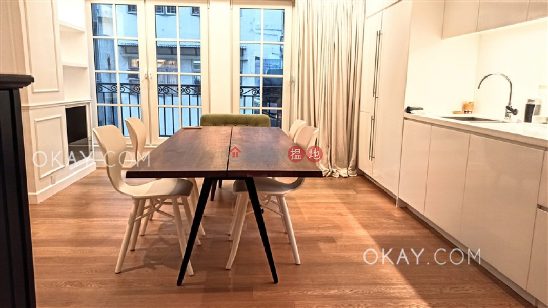 Property Search Hong Kong | OneDay | Residential Rental Listings Elegant 2 bedroom in Sheung Wan | Rental
