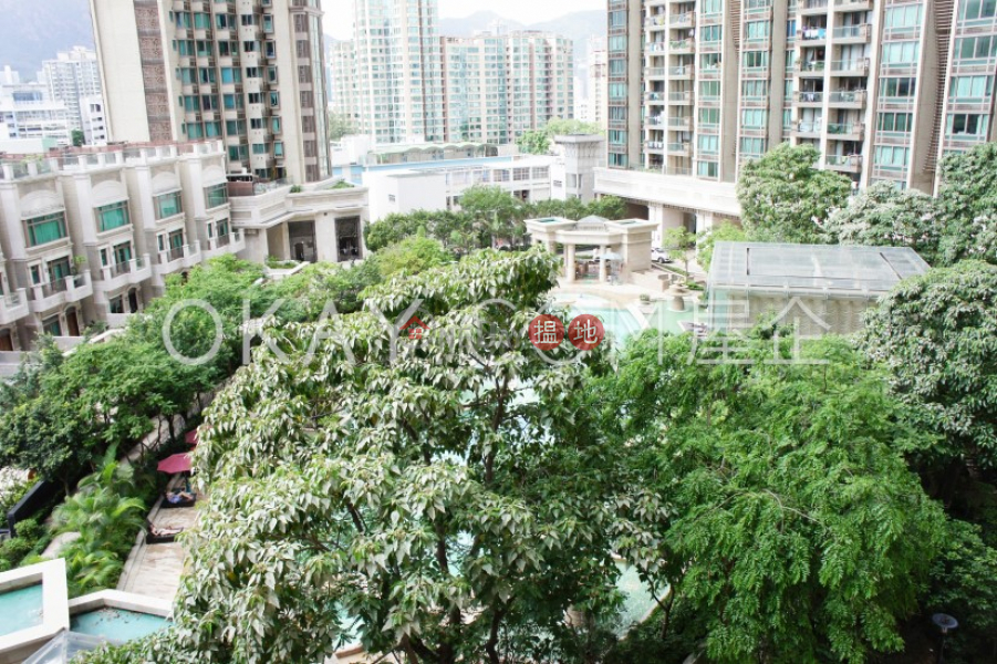 Gorgeous 4 bedroom with balcony | For Sale | Celestial Heights Phase 2 半山壹號 二期 Sales Listings