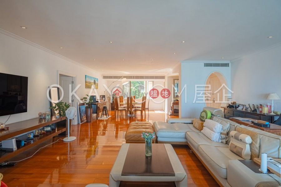 Efficient 4 bedroom with parking | For Sale | Piccadilly Mansion 碧苑大廈 Sales Listings