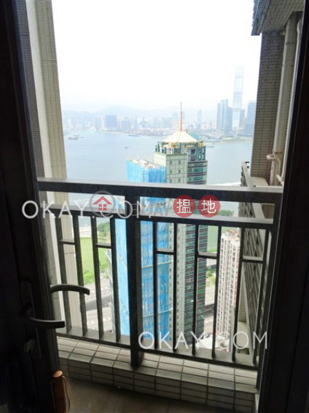 Lovely 3 bedroom on high floor with sea views & balcony | Rental | SOHO 189 西浦 Rental Listings