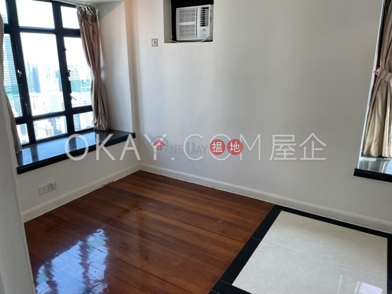 HK$ 27,000/ month | Fairview Height, Western District Intimate 1 bed on high floor with harbour views | Rental