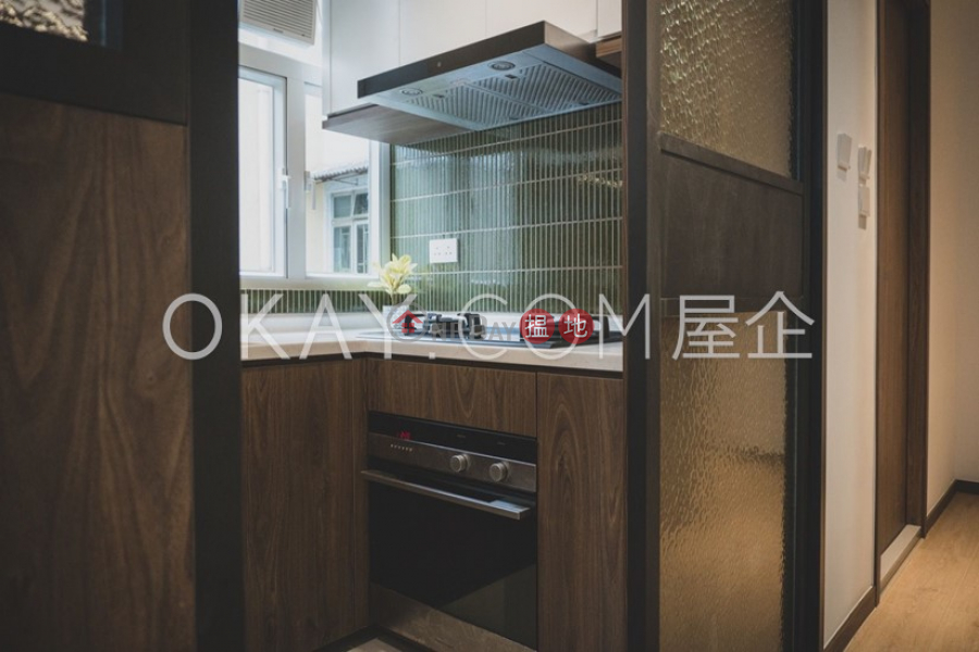 2房1廁,極高層,露台僑興大廈出售單位14英皇道 | 東區|香港-出售|HK$ 1,000萬