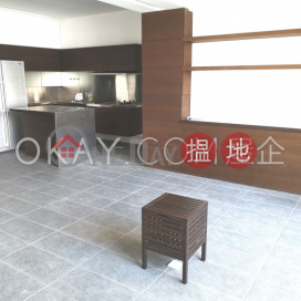 Gorgeous 2 bedroom on high floor with rooftop & parking | For Sale | Full View Court 富威閣 _0