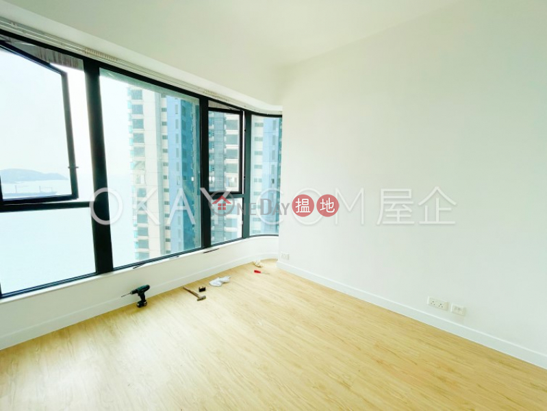 Nicely kept 2 bed on high floor with balcony & parking | Rental | Phase 6 Residence Bel-Air 貝沙灣6期 Rental Listings
