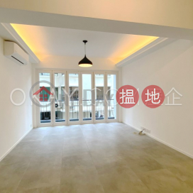 Lovely 3 bedroom with balcony & parking | Rental | Se-Wan Mansion 西園樓 _0