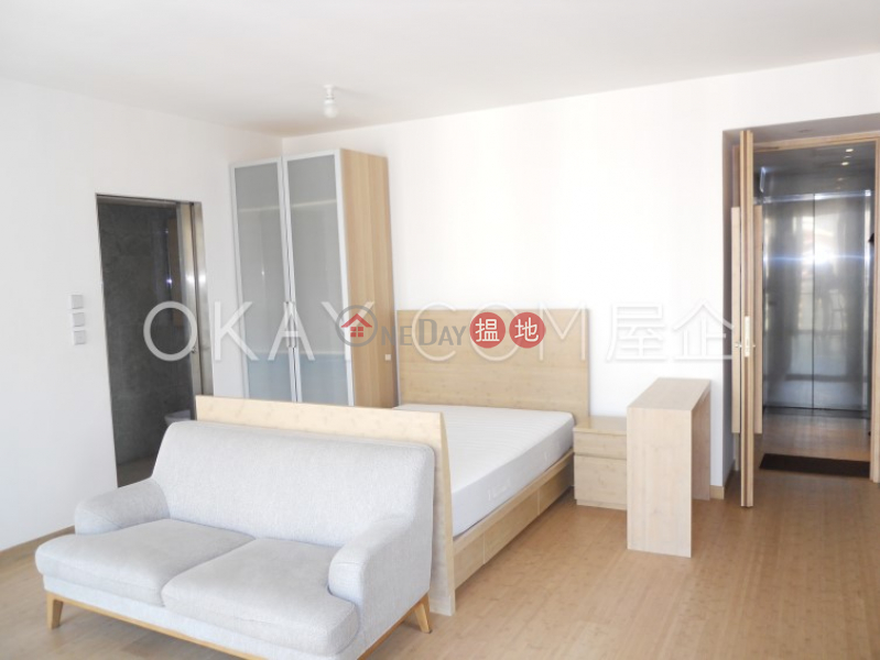 Nicely kept studio on high floor with balcony | For Sale | 5 Star Street 星街5號 Sales Listings