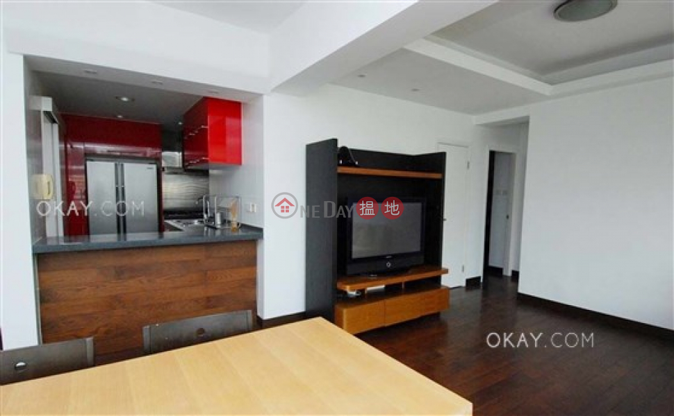 Property Search Hong Kong | OneDay | Residential, Sales Listings | Nicely kept 2 bed on high floor with racecourse views | For Sale