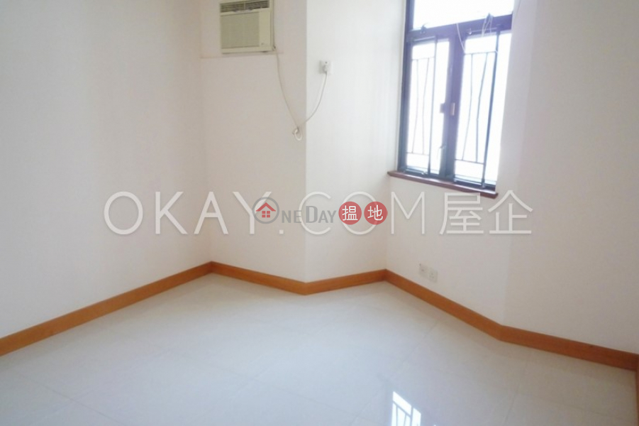HK$ 34,000/ month Sunrise Court | Wan Chai District, Gorgeous 3 bedroom with balcony | Rental