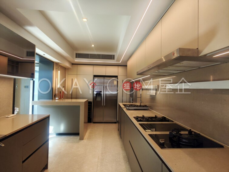 Lovely 4 bedroom on high floor with sea views & parking | Rental | Dynasty Court 帝景園 Rental Listings