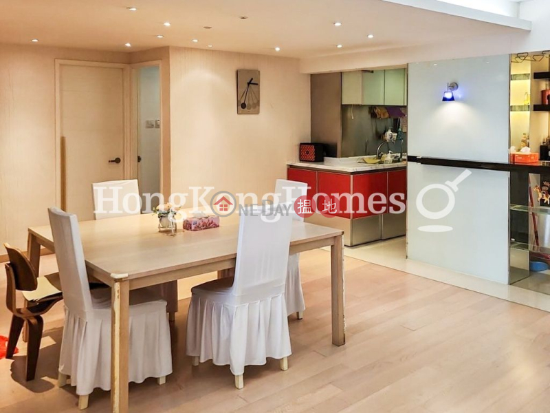 3 Bedroom Family Unit at Block 3 Phoenix Court | For Sale | Block 3 Phoenix Court 鳳凰閣 3座 Sales Listings