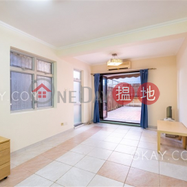 Intimate 1 bedroom in Quarry Bay | Rental | Hoi Kwong Court 海光苑 _0