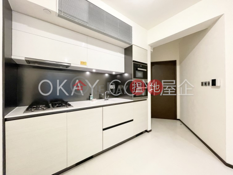 Charming 2 bedroom with balcony | Rental, Regent Hill 壹鑾 | Wan Chai District (OKAY-R294647)_0