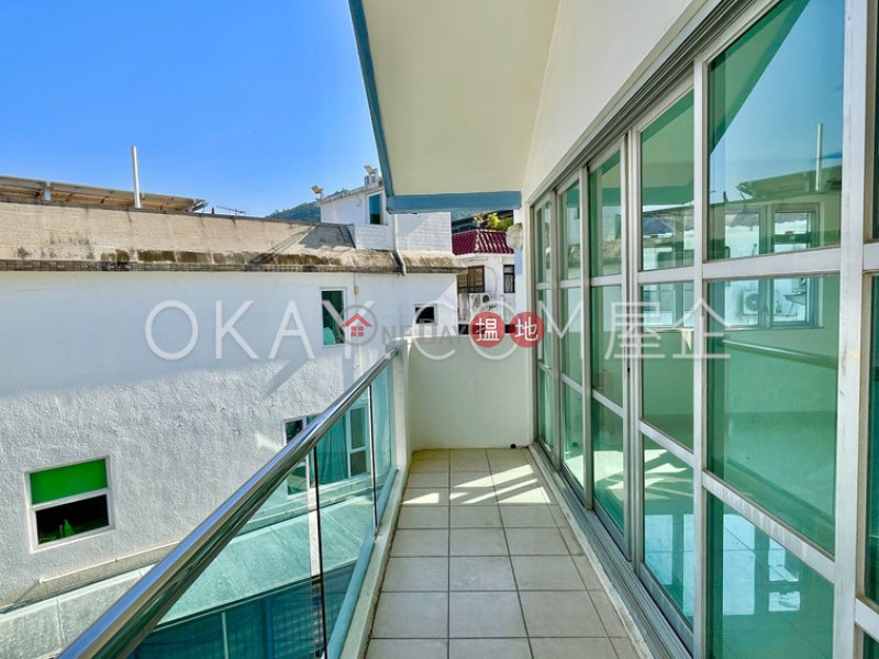 Cozy house on high floor with rooftop & balcony | For Sale | Sai Keng Village House 西徑村村屋 Sales Listings