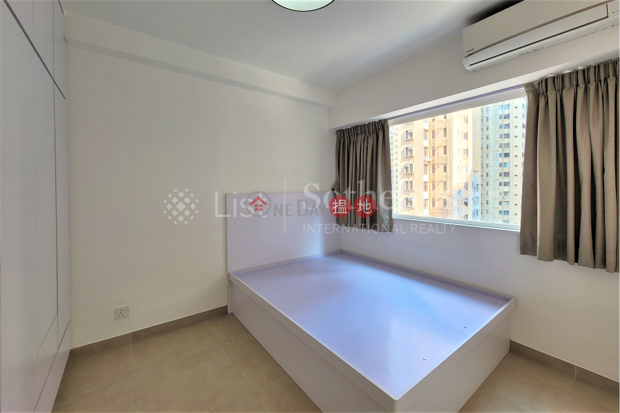 Property for Rent at Peace Tower with 2 Bedrooms | 30-32 Robinson Road | Western District Hong Kong, Rental | HK$ 22,000/ month