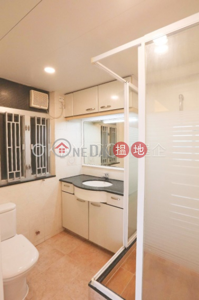 HK$ 25,000/ month, Hoi Deen Court | Wan Chai District | Unique 2 bedroom with sea views | Rental