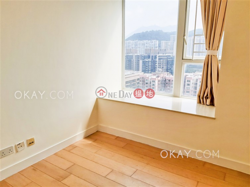 HK$ 38,800/ month, Island Lodge, Eastern District | Luxurious 3 bedroom on high floor with sea views | Rental
