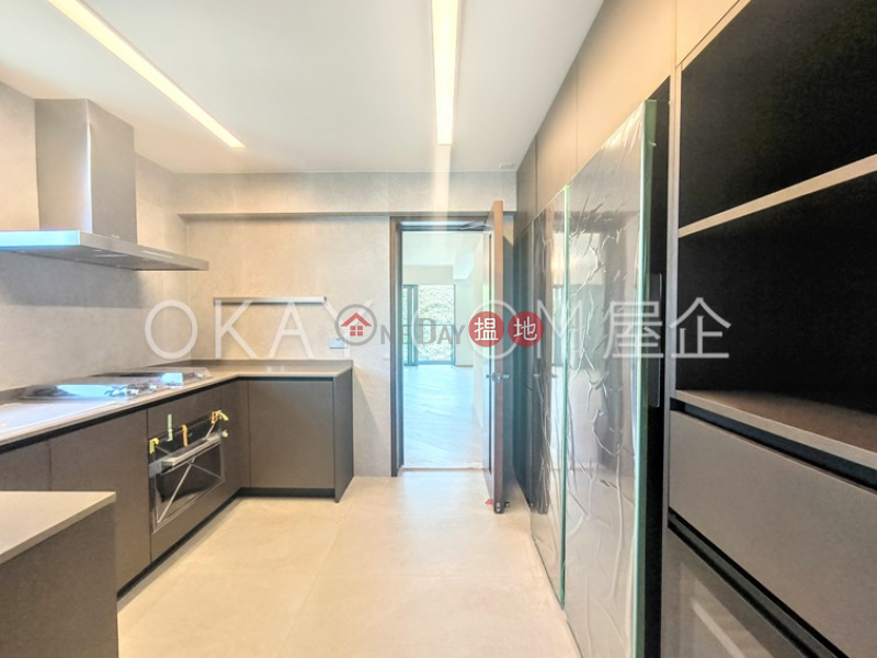 Charming 3 bedroom with balcony | For Sale | Victoria Garden Block 1 域多利花園1座 Sales Listings
